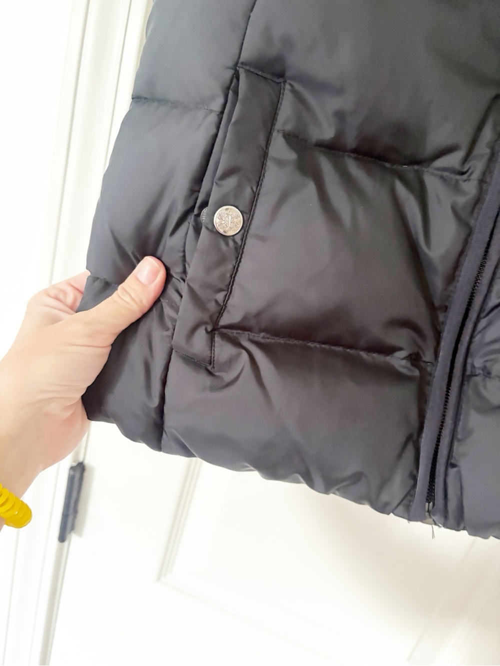 XS • Eddie Bauer women's Black Quilted Puffer Vest with Hood goose down - Picture 4 of 7
